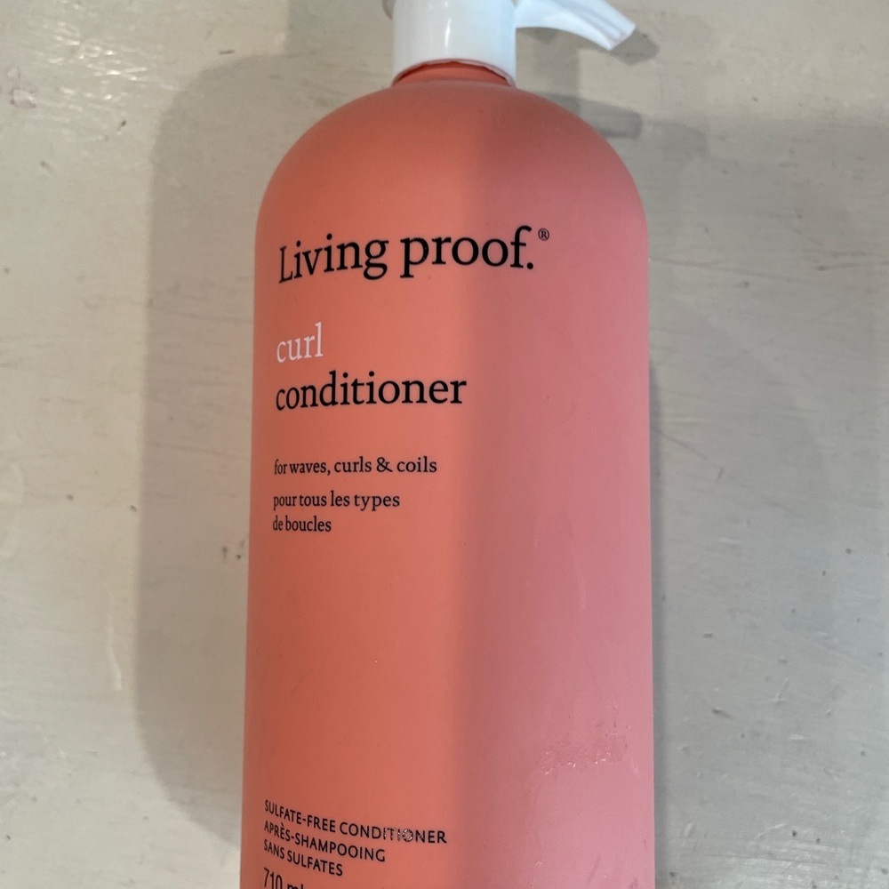 Living Proof Curl Conditioner in Coral - Picture 3 of 3